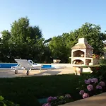 Studio Apartment Adriana